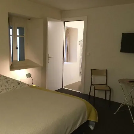 Maison Rouge Cacahuete Bed & Breakfast *